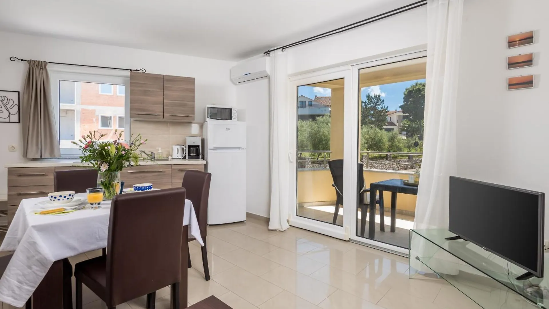 Apartment Mario By El-Pi Tours Malinska Kroatien