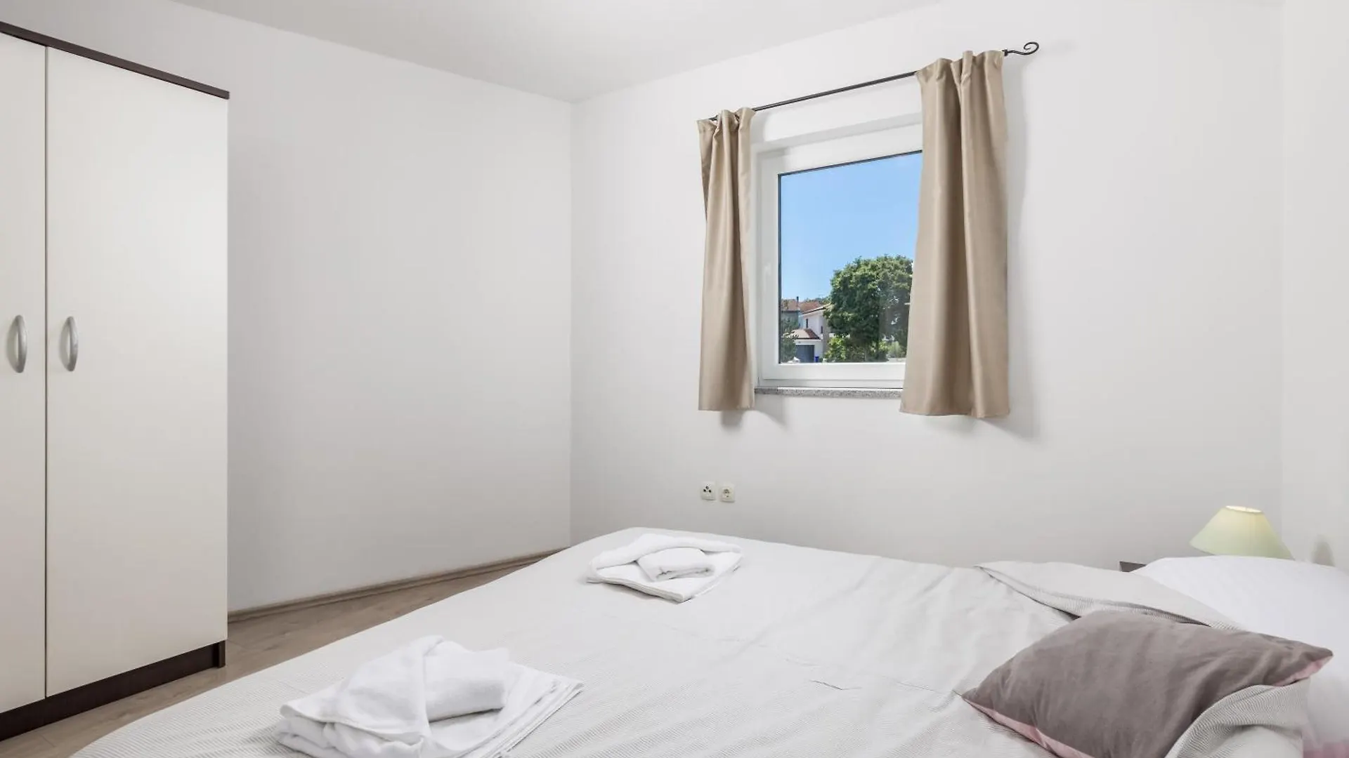Apartment Mario By El-Pi Tours Malinska