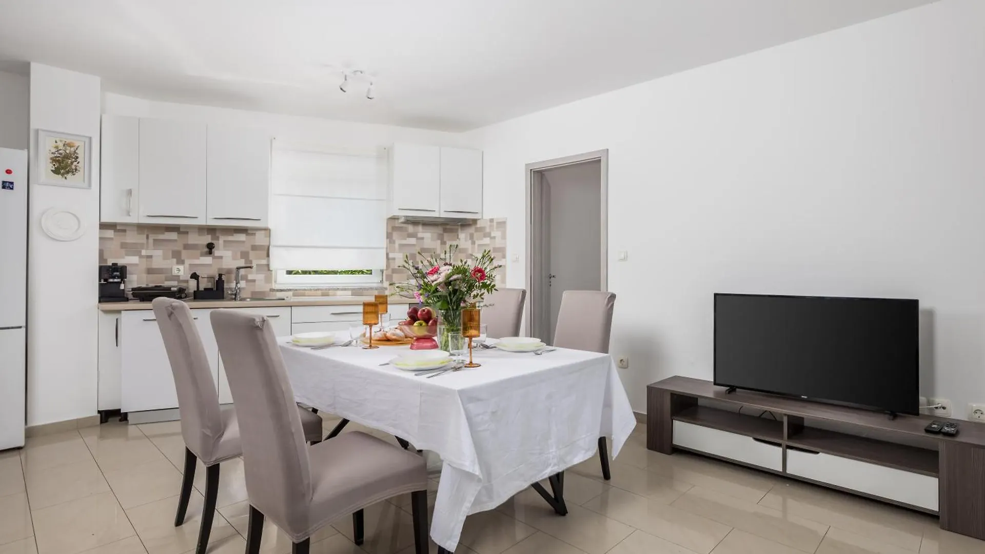 Apartment Mario By El-Pi Tours Malinska
